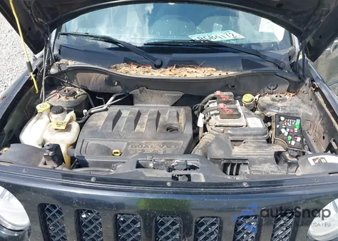 2016 Jeep Patriot Sport из США, поврежденный, VIN 1C4NJRBB6GD522673